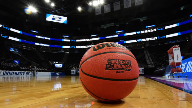 john-hopkins-basketball-coronavirus